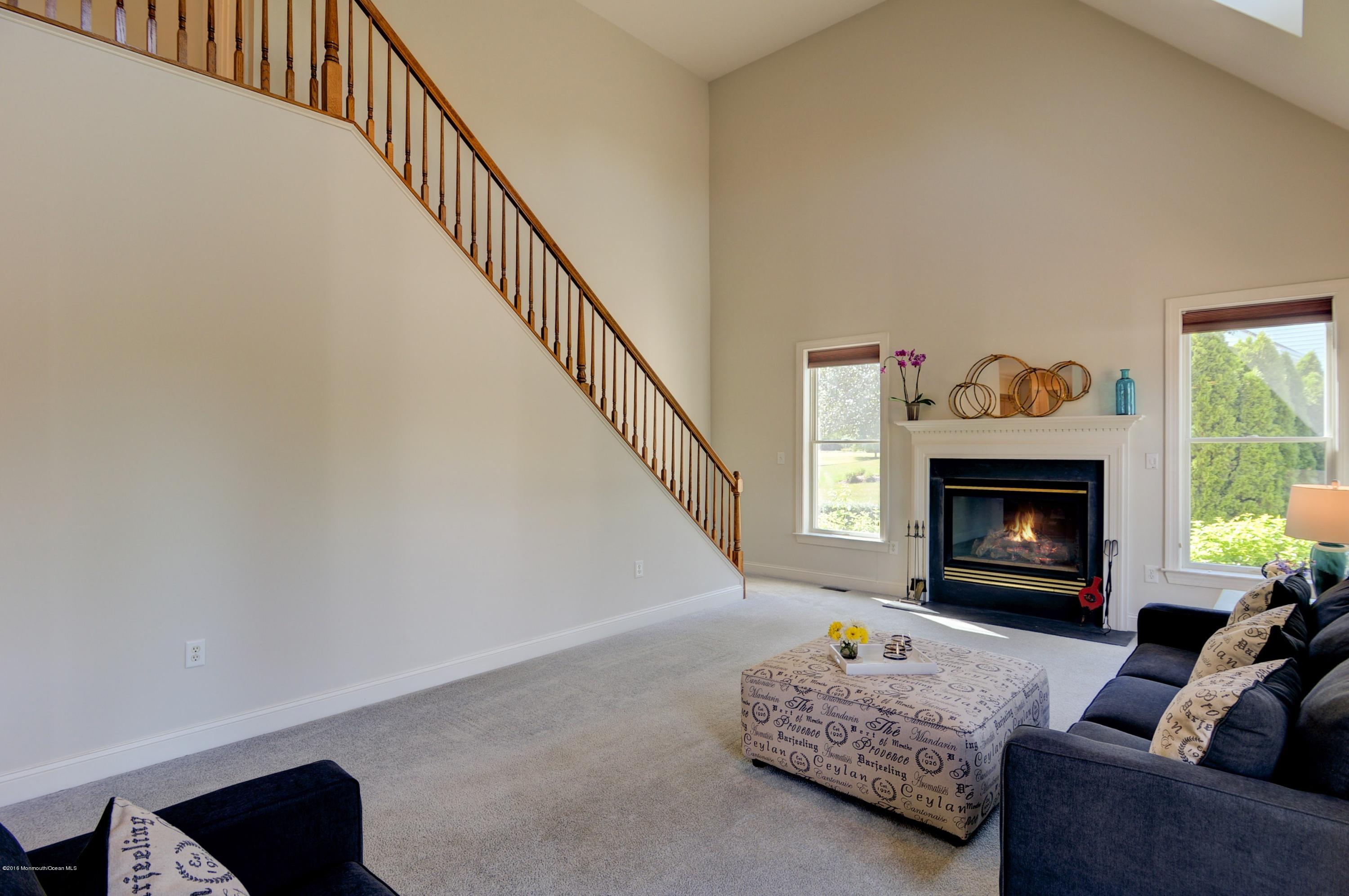 47 Gallant Fox Road Tinton Falls, NJ 07724 - Photo 6 of 34 Family Room