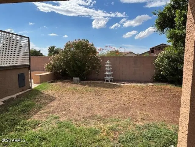 $2,695 | 906 South Sabrina, Mesa, AZ 85208