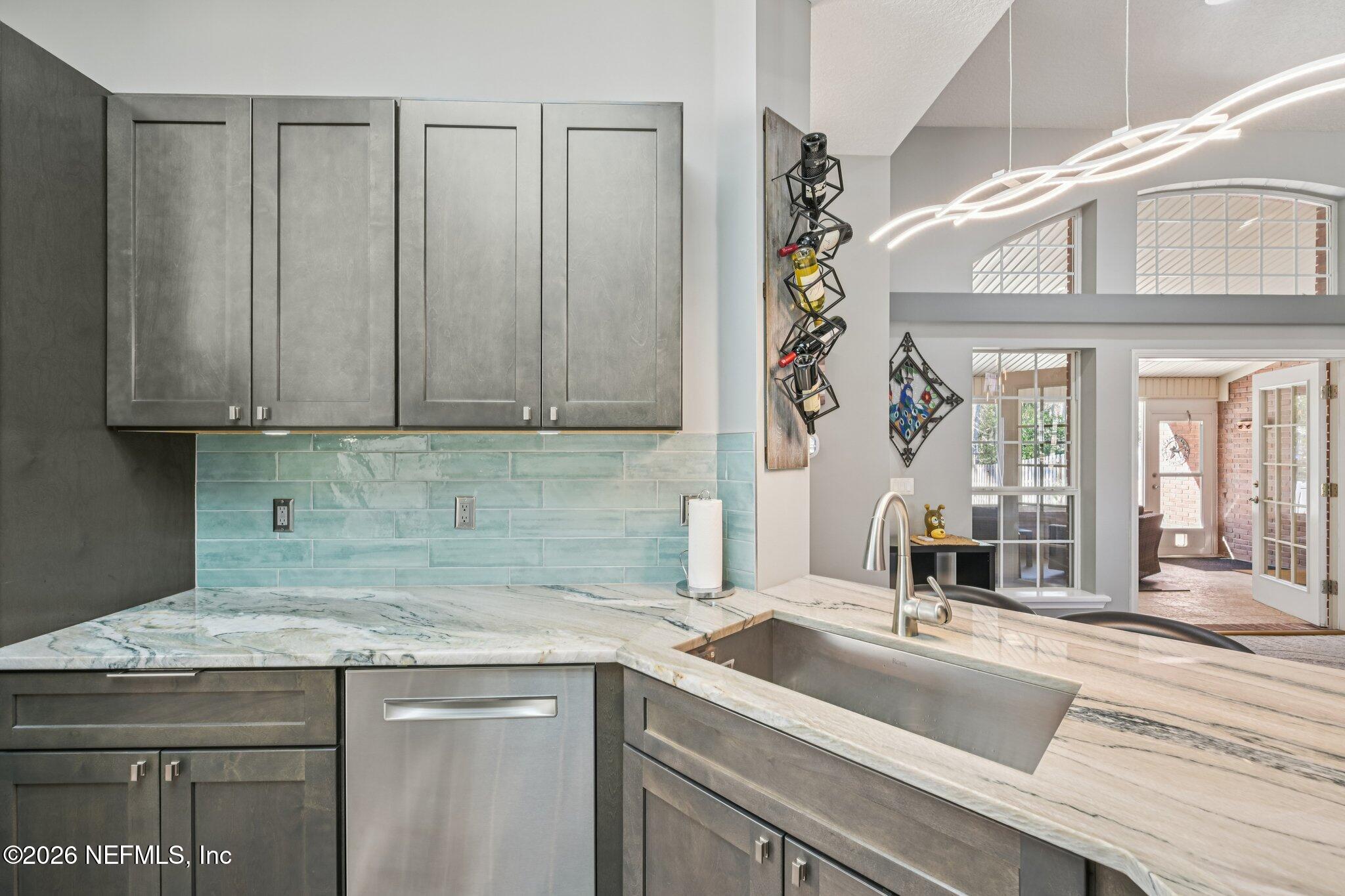 1764 Redwood Lane Middleburg, FL 32068 - Photo 19 of 62 21-web-or-mls-Redwood Ln-S1002-021