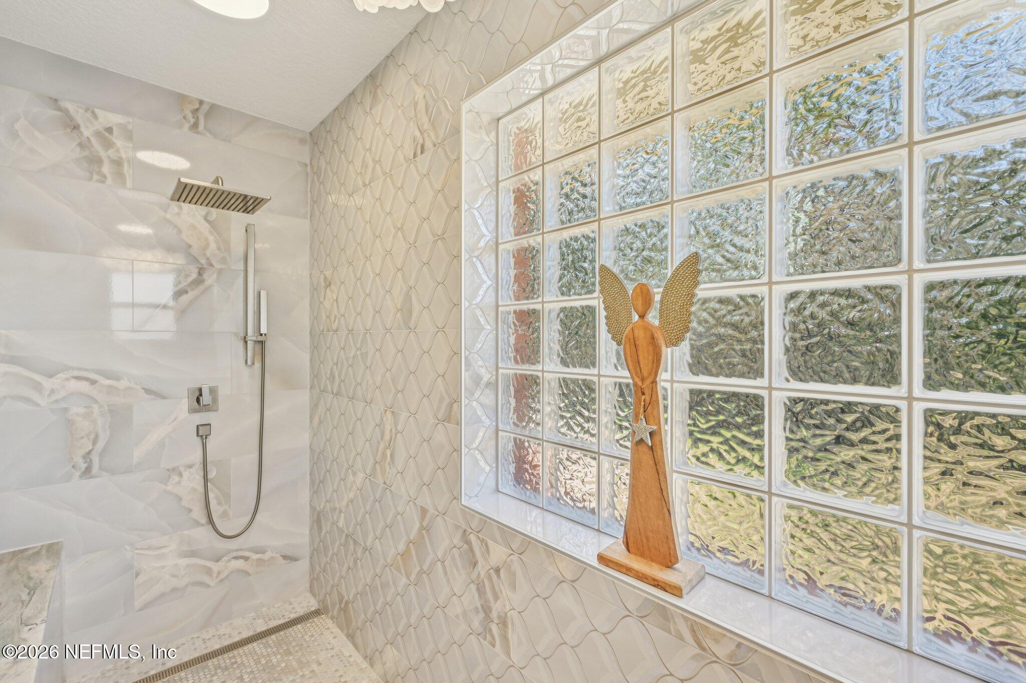 1764 Redwood Lane Middleburg, FL 32068 - Photo 31 of 62 Primary walk-in shower