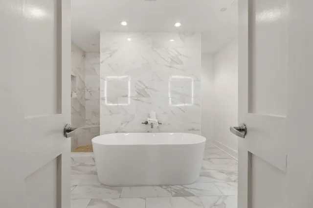 $149,900 | 136 Georgetown Avenue, Unit 1B3, Inlet Beach, FL 32461