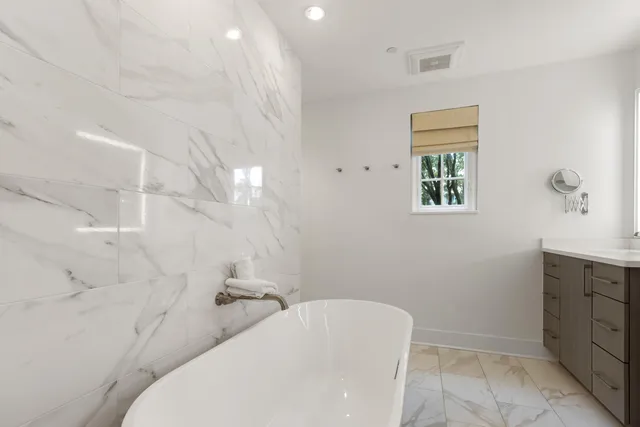 $149,900 | 136 Georgetown Avenue, Unit 1B3, Inlet Beach, FL 32461