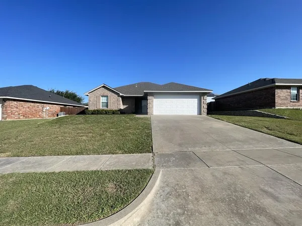 $259,900 | 2504 Buffalo Run, Burleson, TX 76028