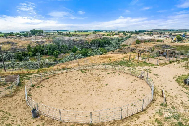 $995,000 | 4417 Oak Road, Ontario, OR 97914