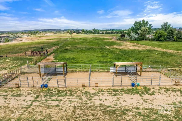 $995,000 | 4417 Oak Road, Ontario, OR 97914