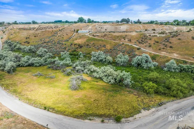 $995,000 | 4417 Oak Road, Ontario, OR 97914