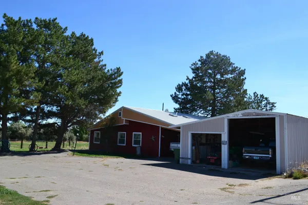 $995,000 | 4417 Oak Road, Ontario, OR 97914