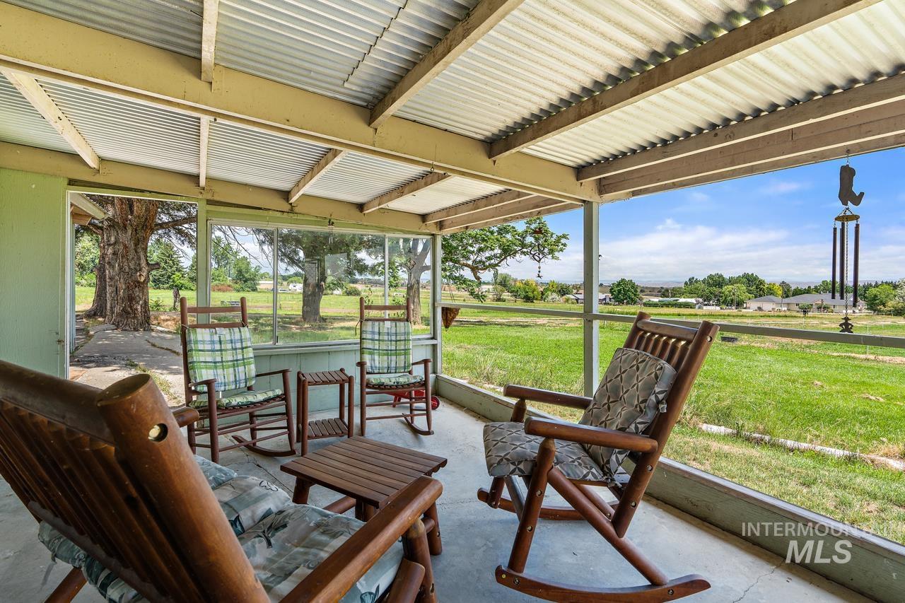 4417 Oak Road Ontario, OR 97914 - Photo 4 of 50