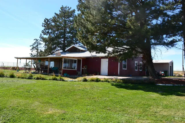 $995,000 | 4417 Oak Road, Ontario, OR 97914