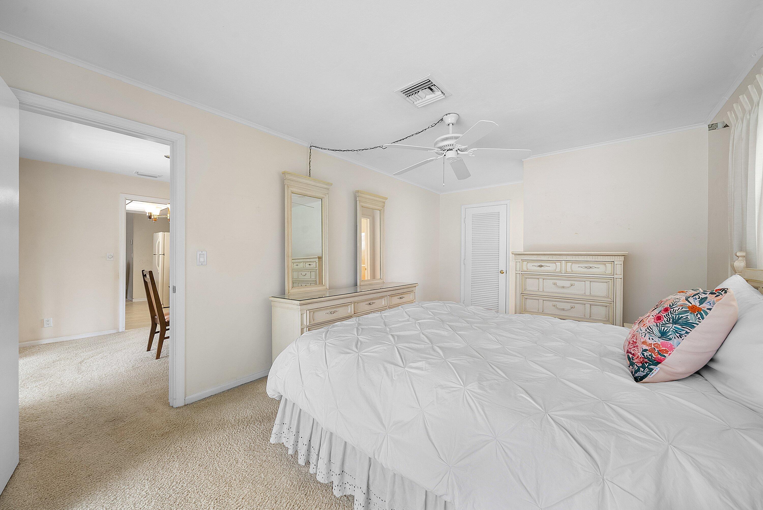 1060 Northwest 9th Street Boca Raton, FL 33486 - Photo 27 of 53 027-1060Northwest9thStreet-BocaRaton-FL-