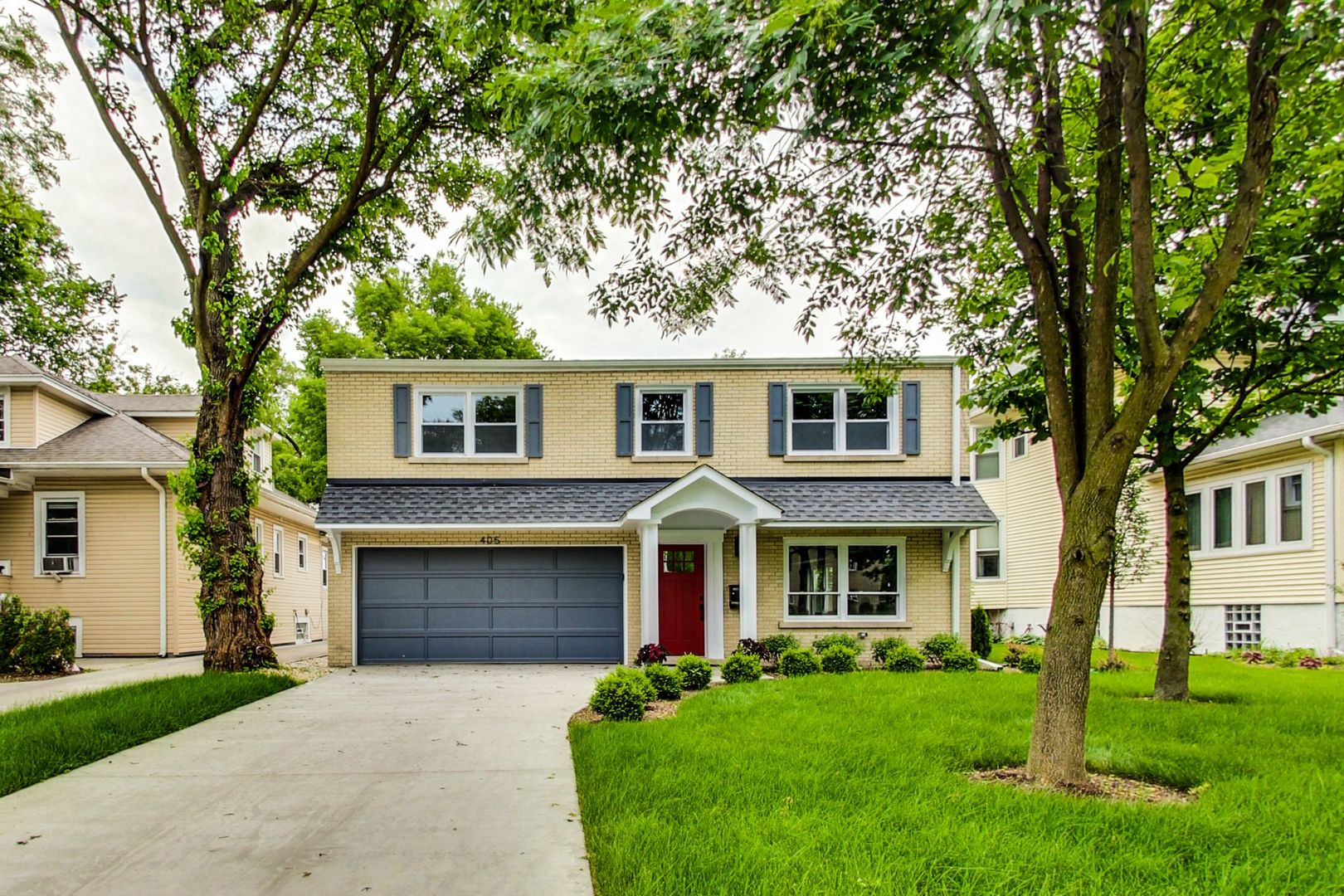 405 Herrick Road Riverside, IL 60546 - Photo 1 of 28