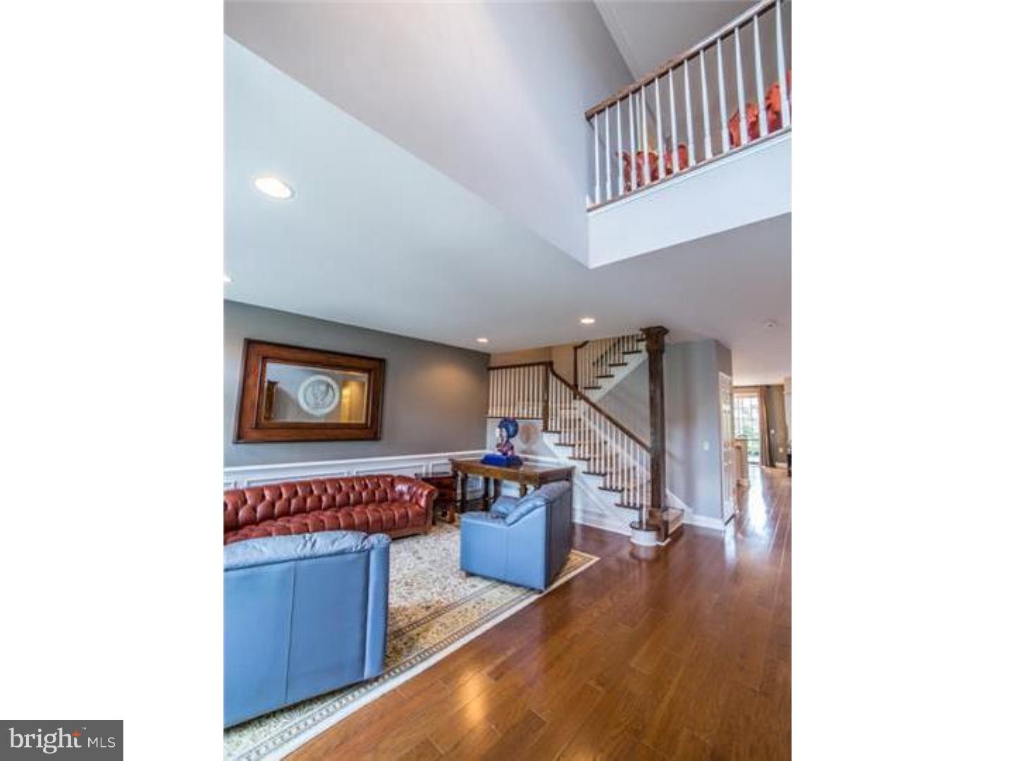 82 Rittenhouse Circle Newtown, PA 18940 - Photo 5 of 25 Living Room