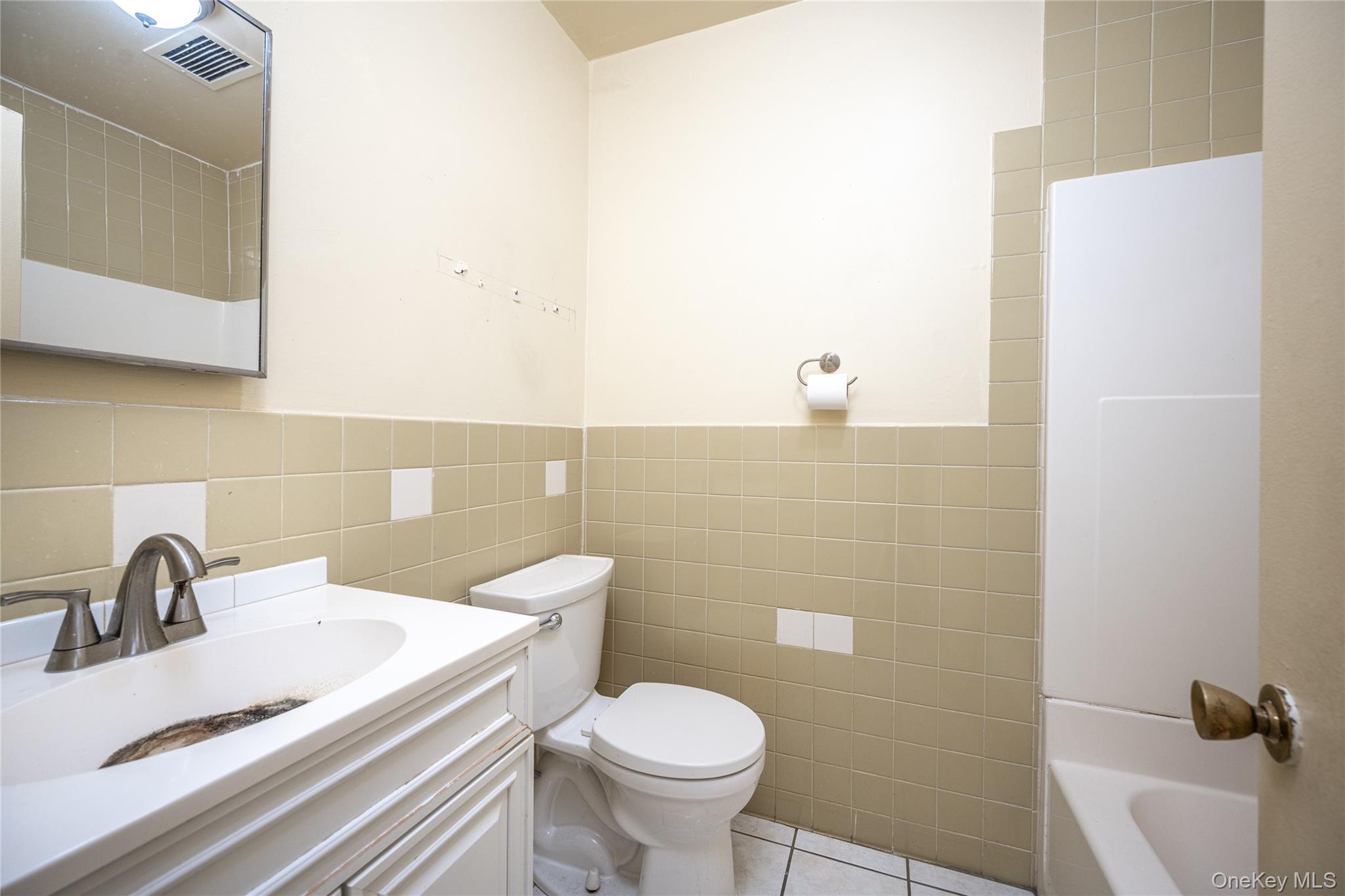26 Cooper Road, Unit 915 Poughkeepsie, NY 12603 - Photo 21 of 23 Gallery Image 21