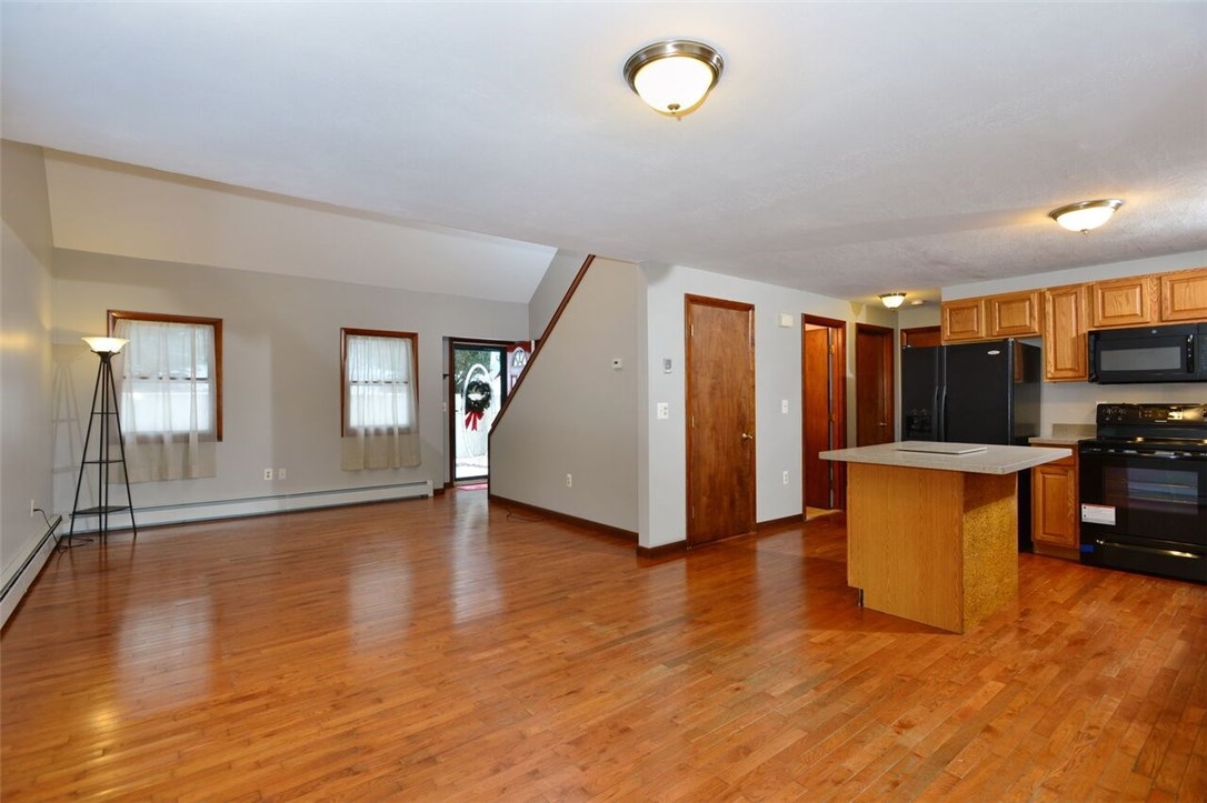 775 Knotty Oak Road Coventry, RI 02816 - Photo 7 of 23