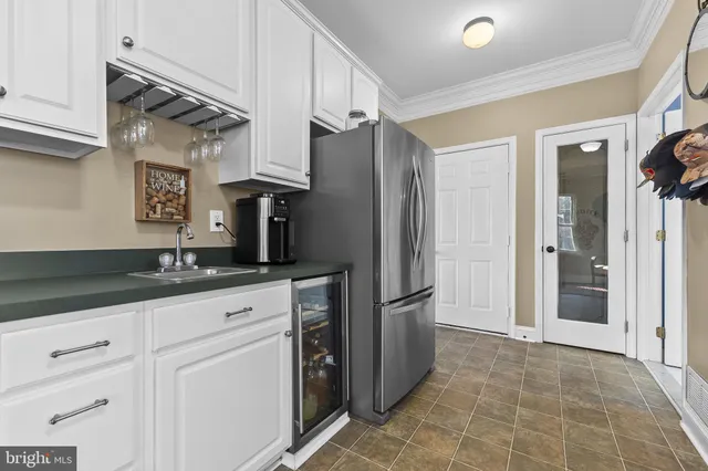 $635,000 | 2990 Holland Drive, Huntingtown, MD 20639