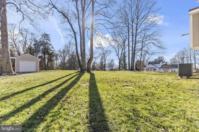 $635,000 | 2990 Holland Drive, Huntingtown, MD 20639