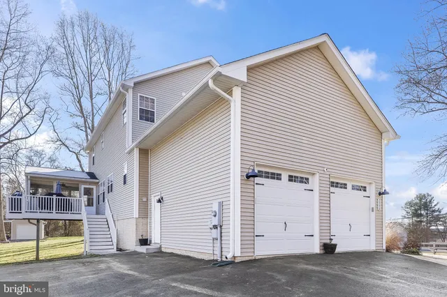 $635,000 | 2990 Holland Drive, Huntingtown, MD 20639