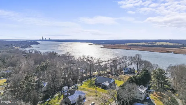 $635,000 | 2990 Holland Drive, Huntingtown, MD 20639