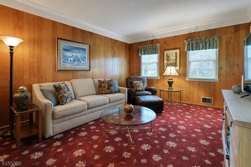 8 High Ridge Road Morris Plains, NJ 07950 - Photo 13 of 26 Gallery Image 13