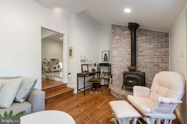 $2,850 | 1801 North Hills Avenue, Willow Grove, PA 19090