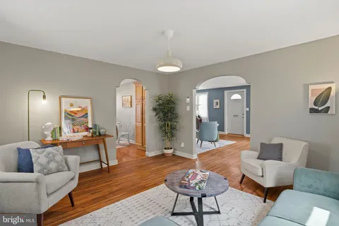 $425,000 | 917 East Durham Street, Philadelphia, PA 19150