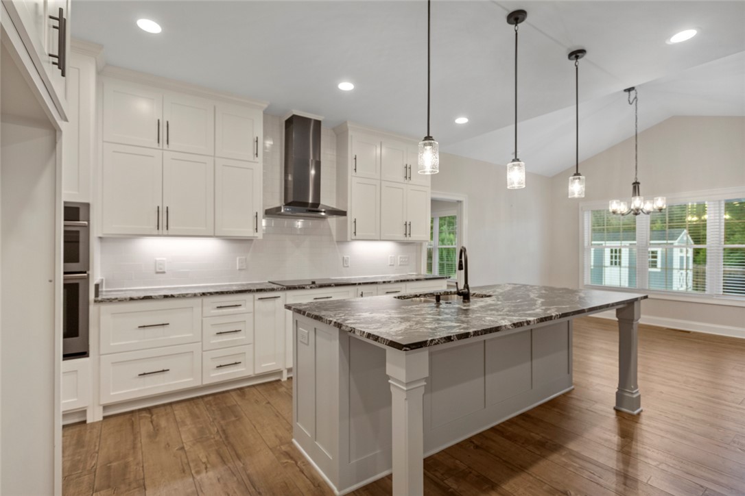 340 Fiddlers Way Seneca, SC 29678 - Photo 12 of 40 Gallery Image 12
