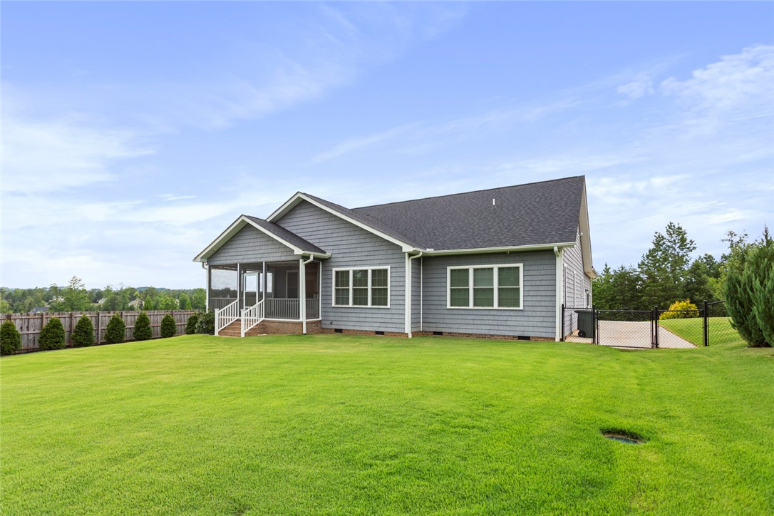 340 Fiddlers Way Seneca, SC 29678 - Photo 36 of 40 Gallery Image 36