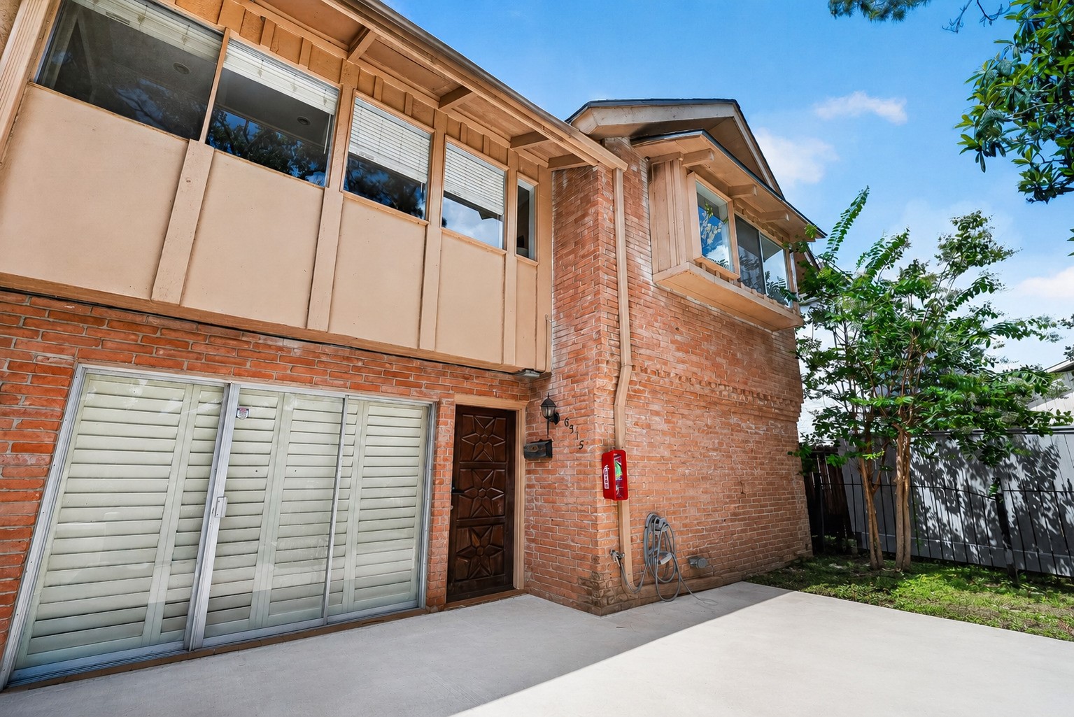 6315 Crab Orchard Road, Unit 9 Houston, TX 77057 - Photo 2 of 24