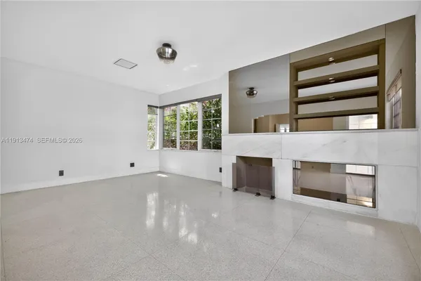 $5,750 | 1601 Jefferson Avenue, Miami Beach, FL 33139