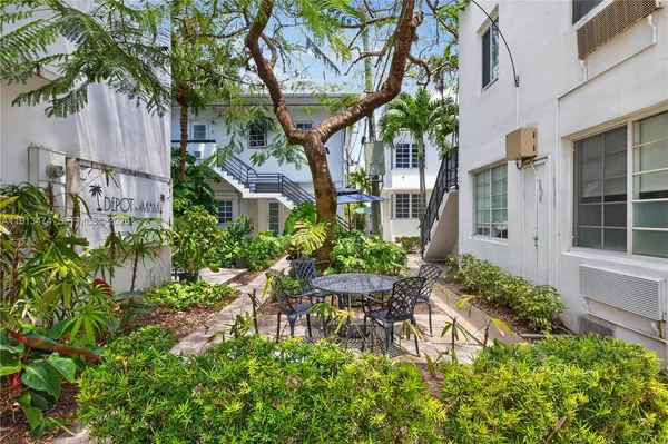 $5,750 | 1601 Jefferson Avenue, Miami Beach, FL 33139