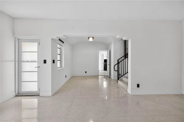$5,750 | 1601 Jefferson Avenue, Miami Beach, FL 33139