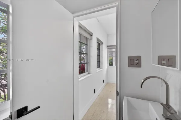 $5,750 | 1601 Jefferson Avenue, Miami Beach, FL 33139