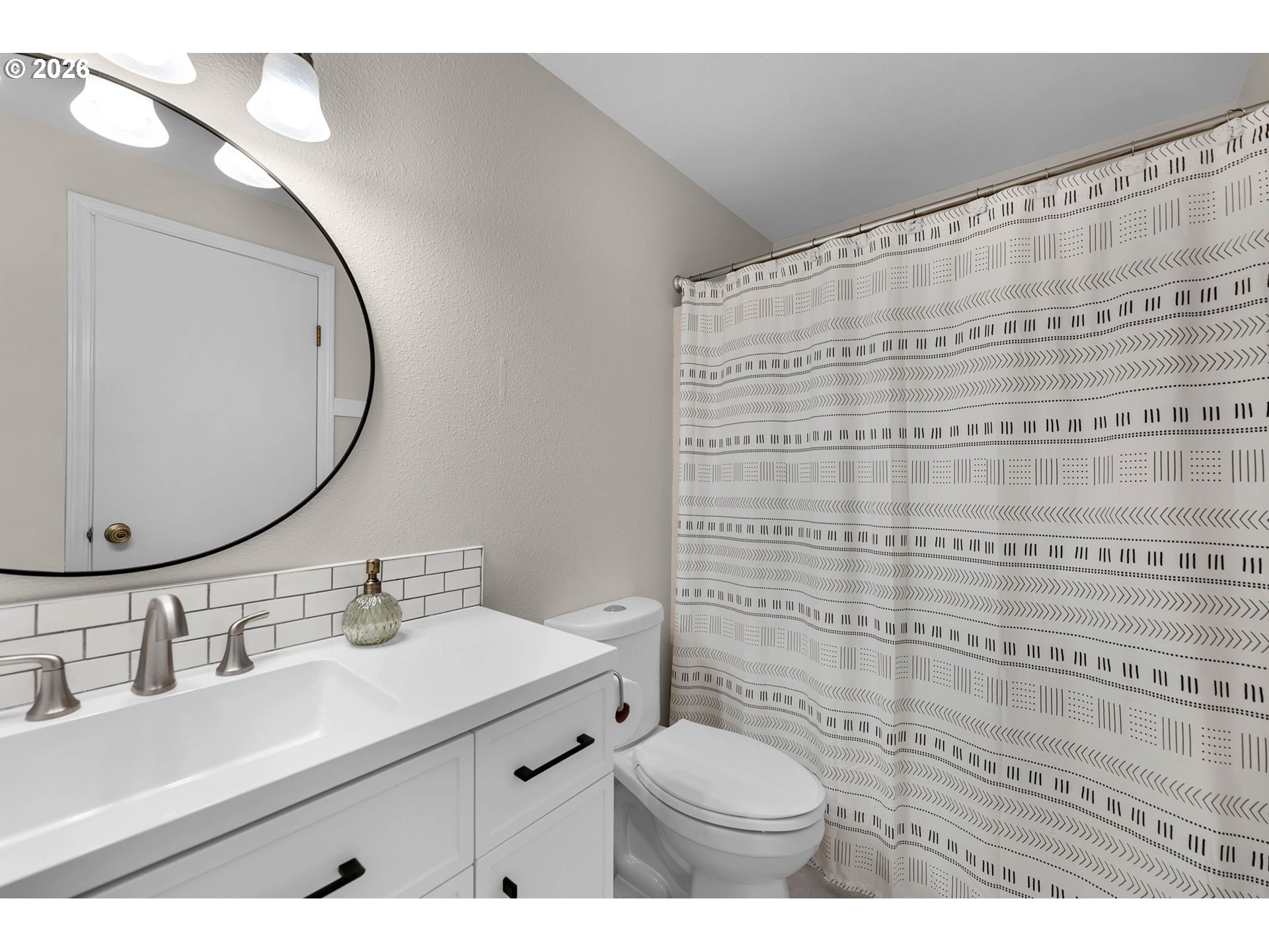9047 Southwest Reiling Street Portland, OR 97224 - Photo 37 of 48