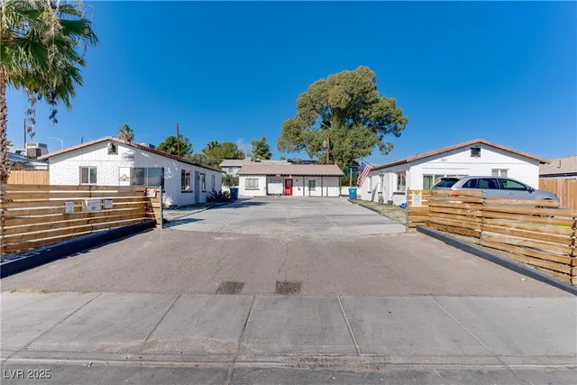 $1,419 | 309 North 16th Street, Unit A, Las Vegas, NV 89101