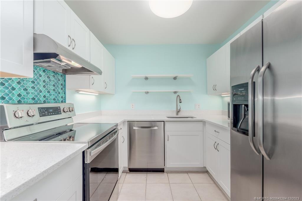 2117 Southeast Wayne Road Stuart, FL 34994 - Photo 14 of 18 Gallery Image 14