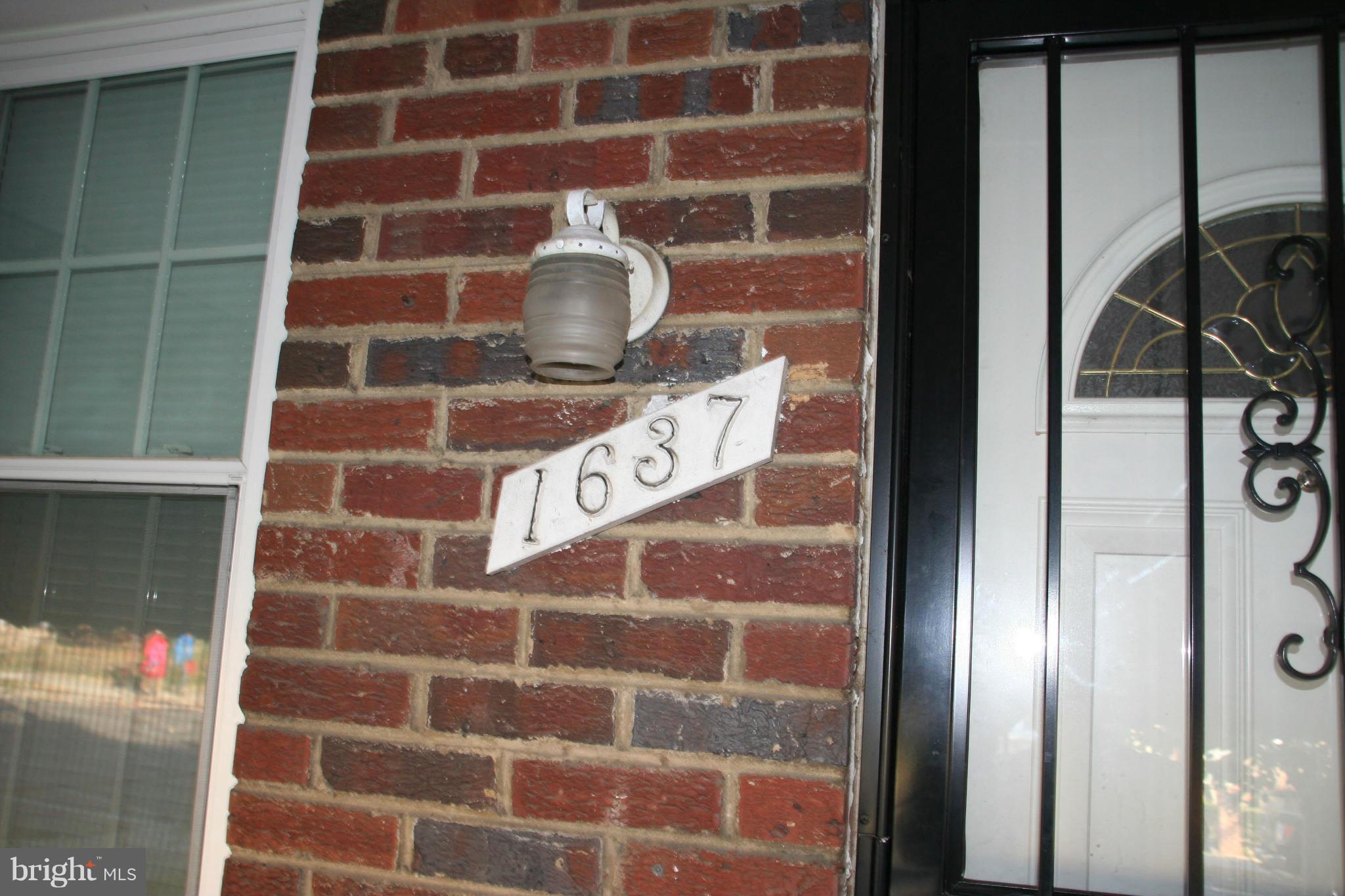 1637 R Street Southeast Washington, DC 20020 - Photo 3 of 22 Exterior (Front)