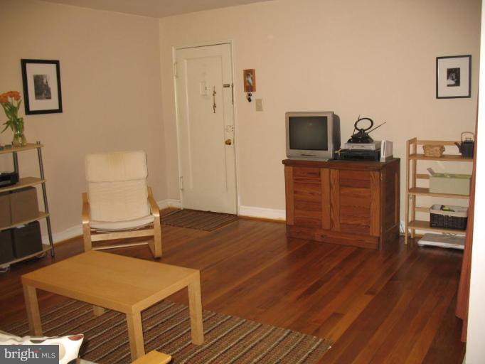 8718 Manchester Road, Unit 2 Silver Spring, MD 20901 - Photo 5 of 15 Living Room #2
