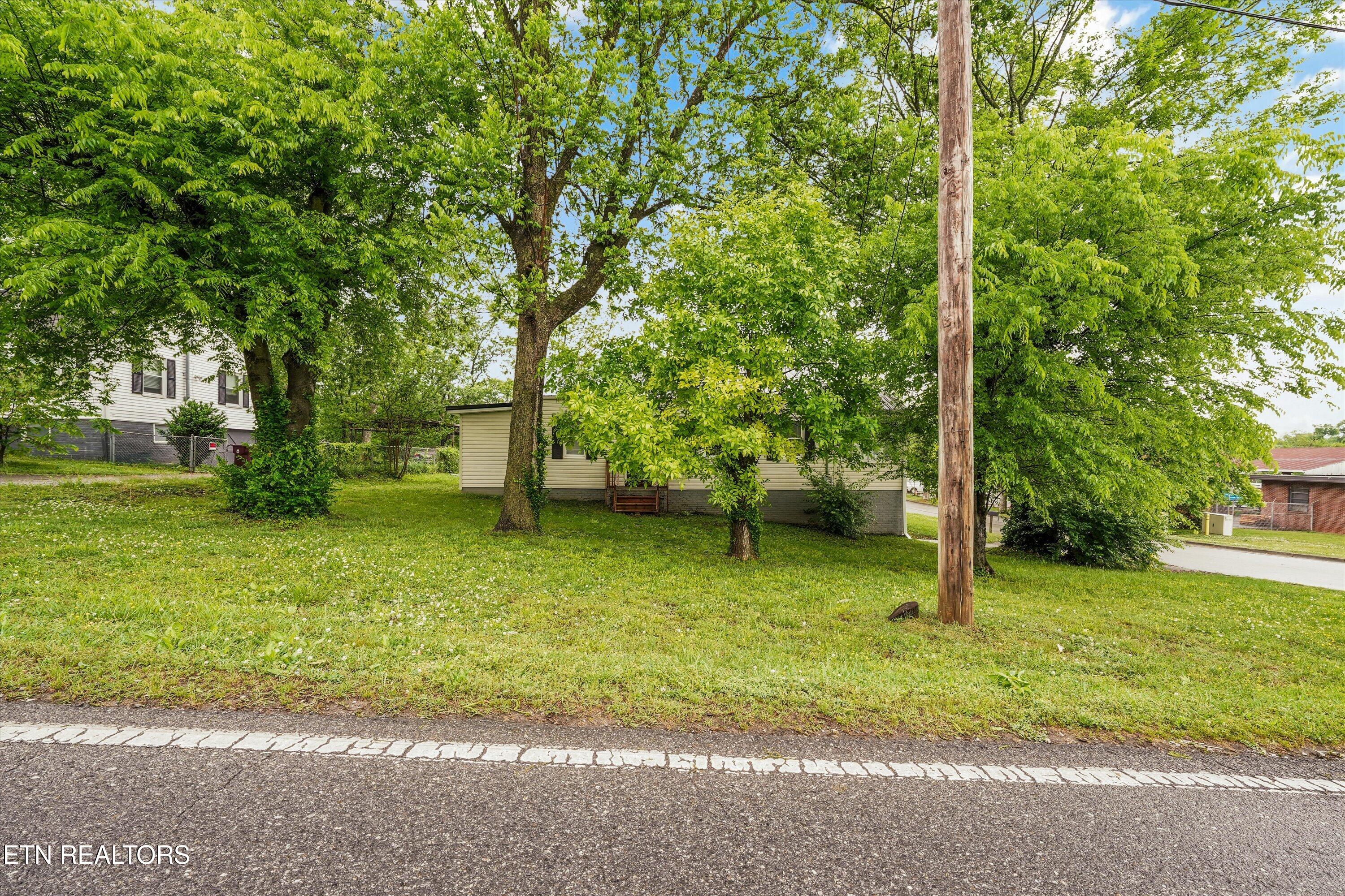 835 East Lincoln Road Alcoa, TN 37701 - Photo 40 of 45 41-835 E Lincoln Rd35