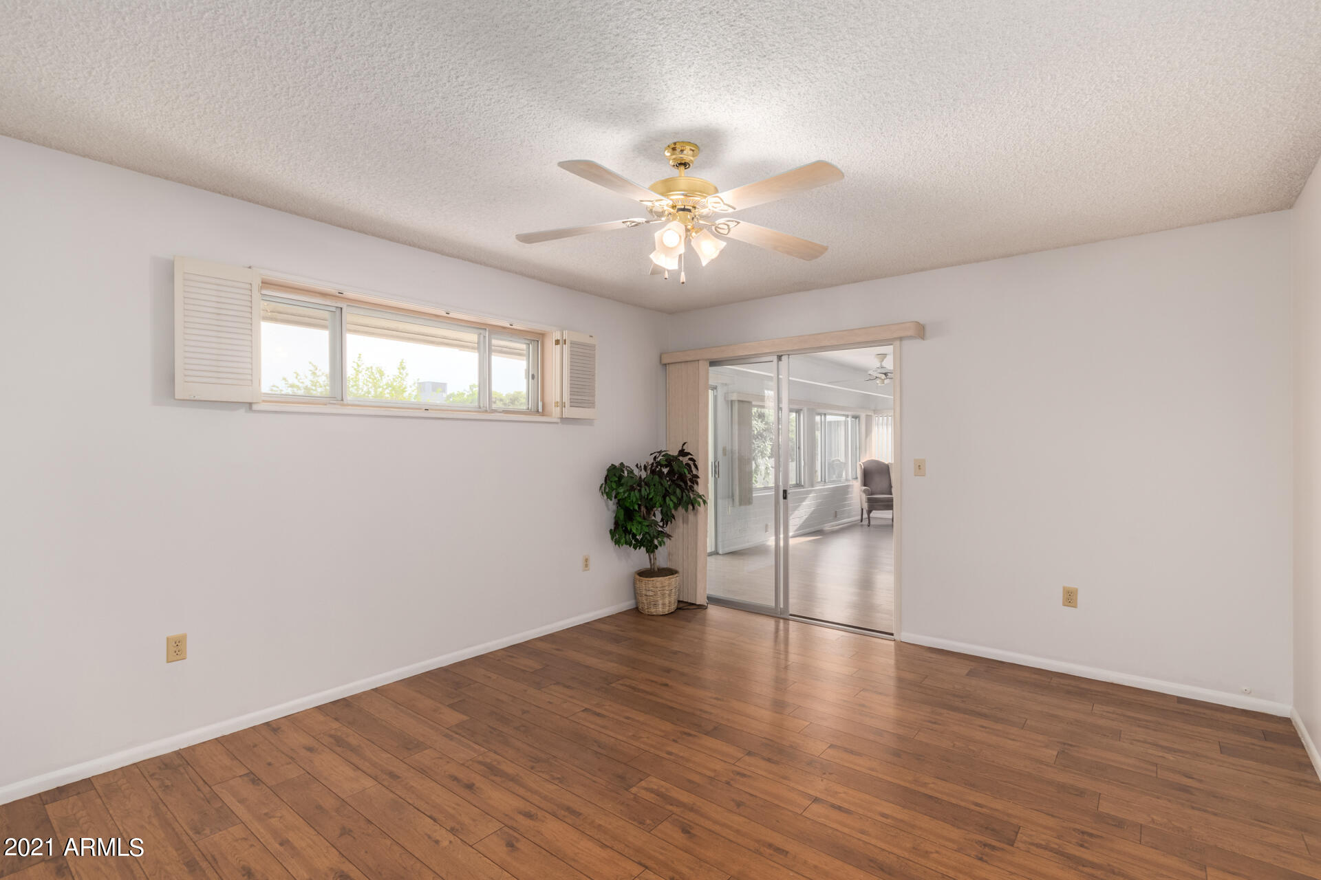 10019 West Mountain View Road Sun City, AZ 85351 - Photo 16 of 26 0016-Mountain View 16