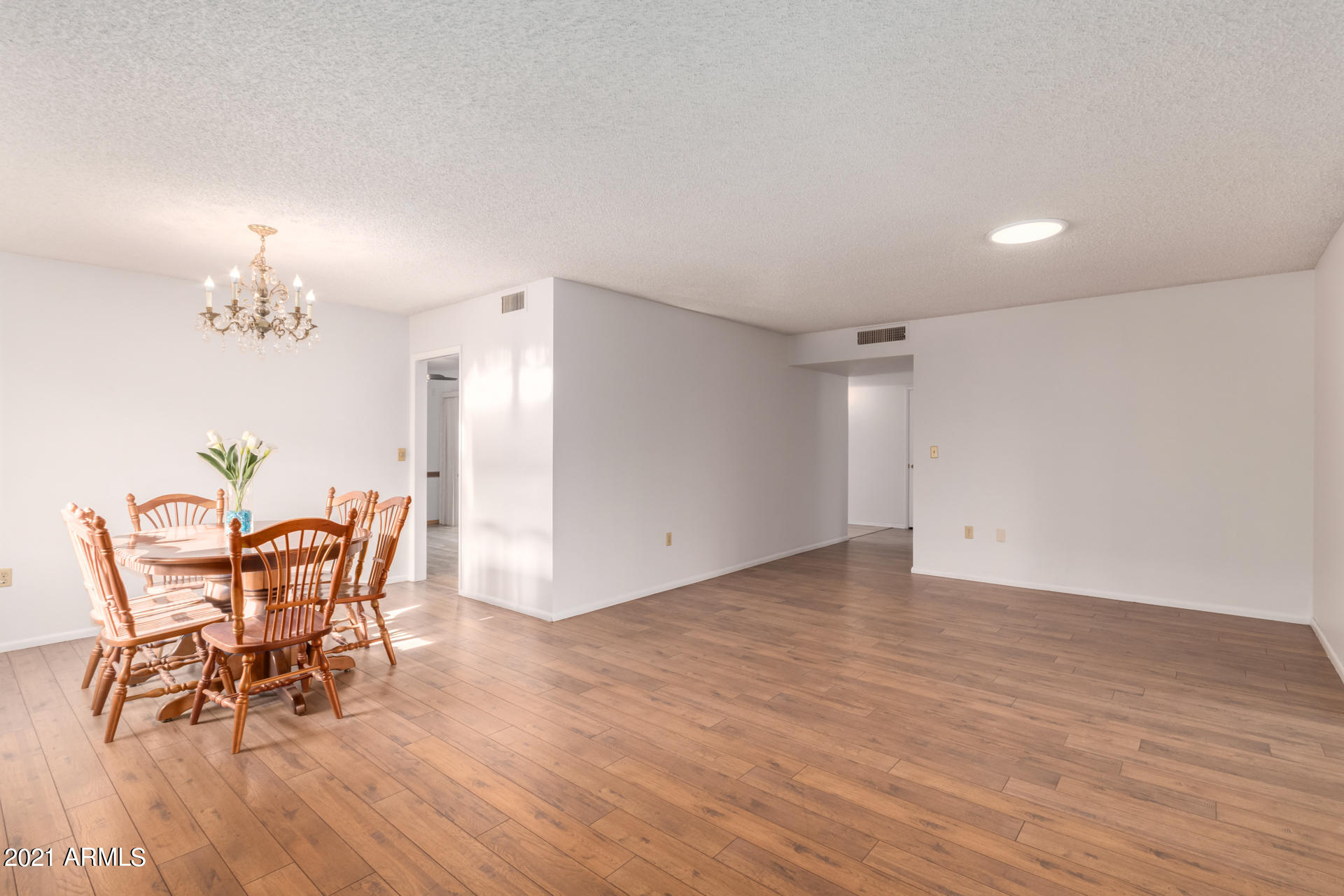10019 West Mountain View Road Sun City, AZ 85351 - Photo 5 of 26 0005-Mountain View 5