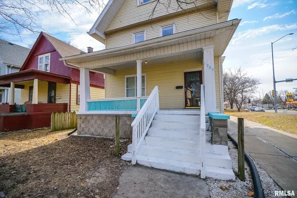 $89,900 | 1820 West Bradley Avenue, Peoria, IL 61606
