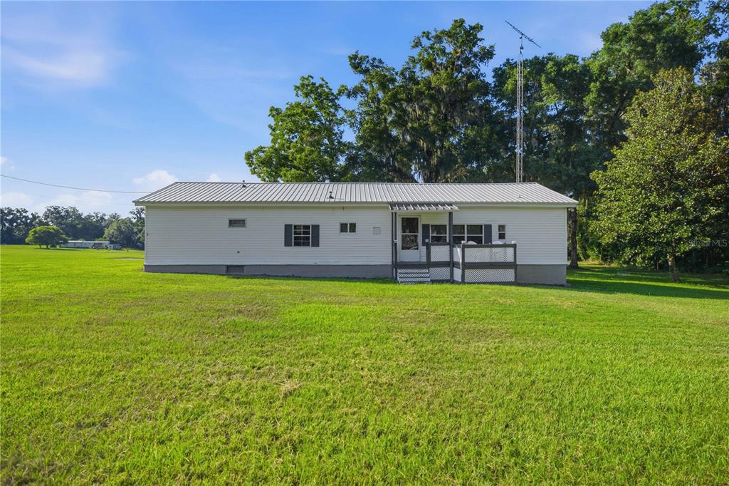 4950 Southeast 112th Street Road Belleview, FL 34420 - Photo 1 of 32