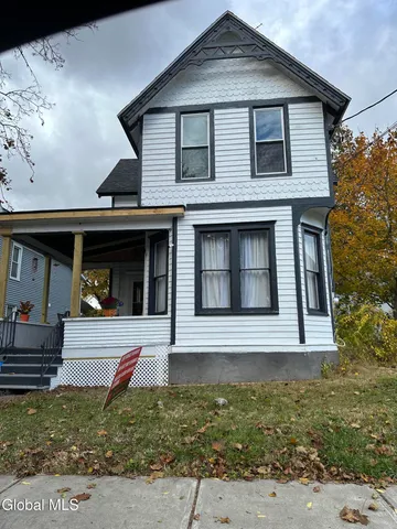 $1,000 | 89 2nd Avenue, Gloversville, NY 12078