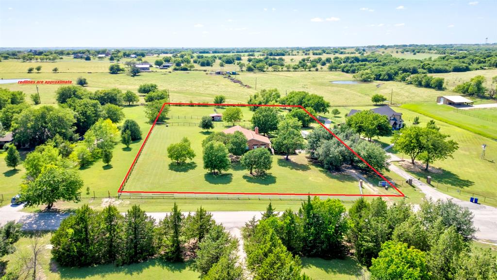 21921 Quail Run Road Sanger, TX 76266 - Photo 2 of 37