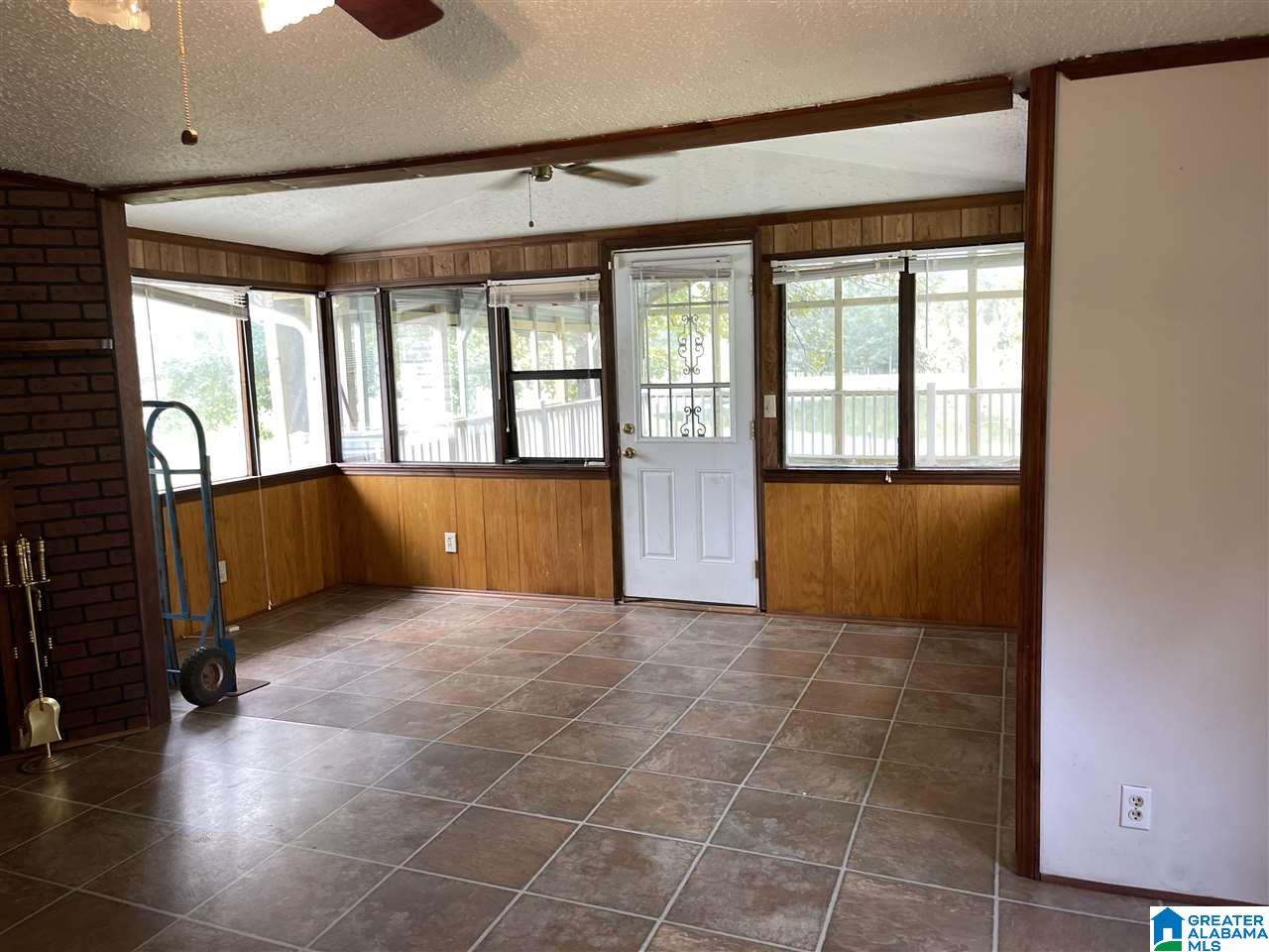 2588 Kirkseys Bend Ohatchee, AL 36271 - Photo 14 of 32