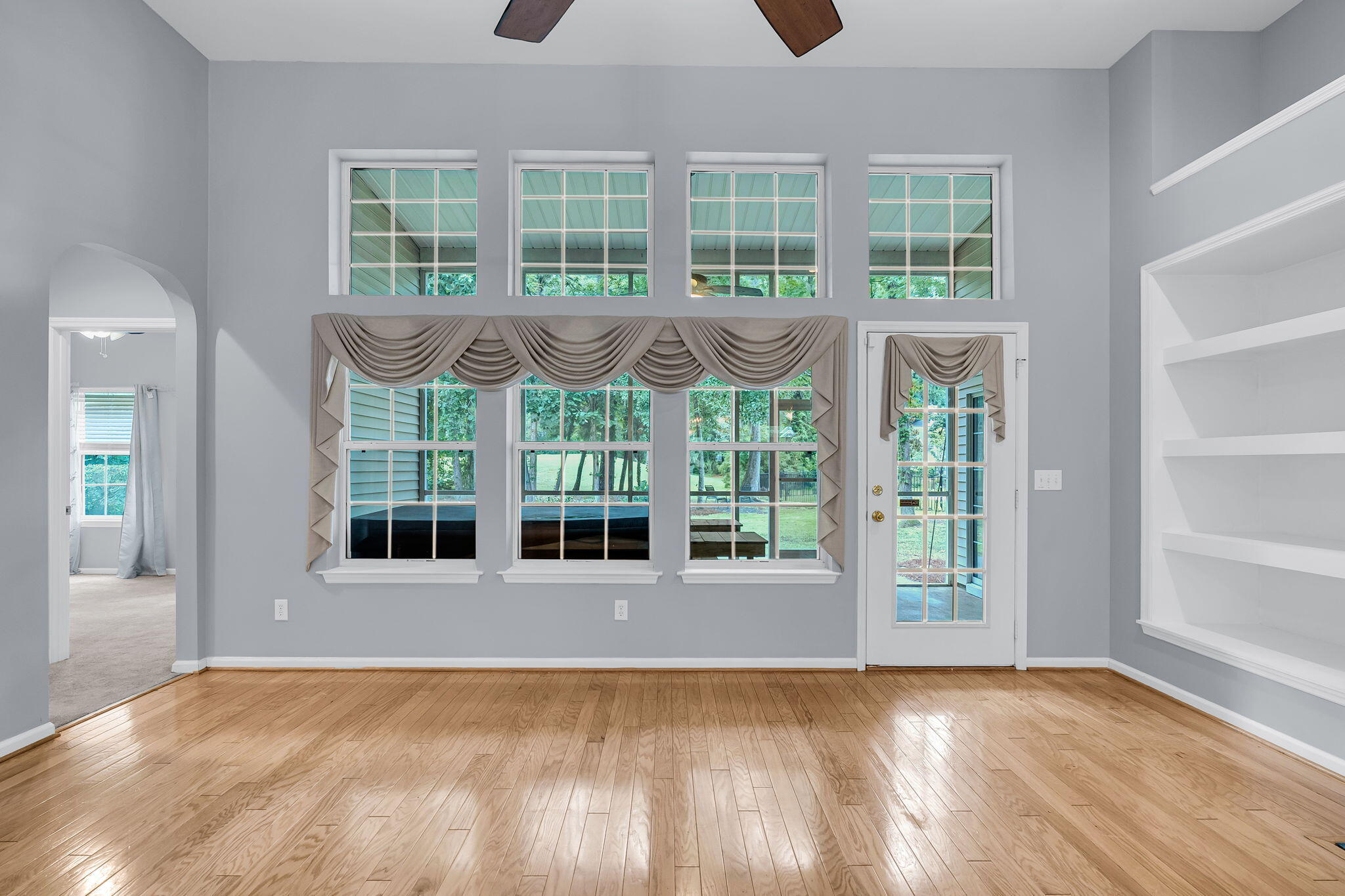 802 Long Drive Road Summerville, SC 29485 - Photo 30 of 84 Family Room