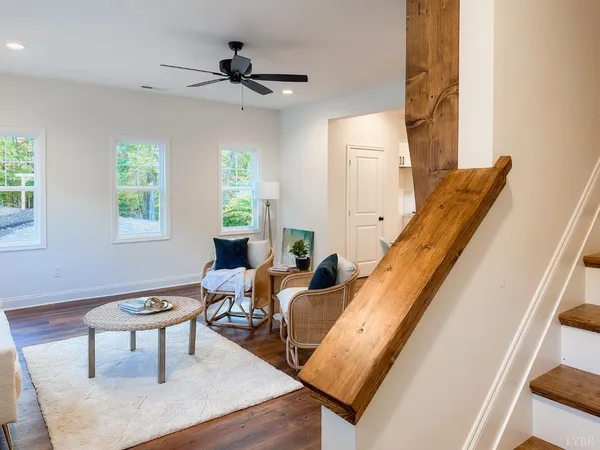 $258,900 | 110 Aaron Place, Unit 608, Lynchburg, VA 24502