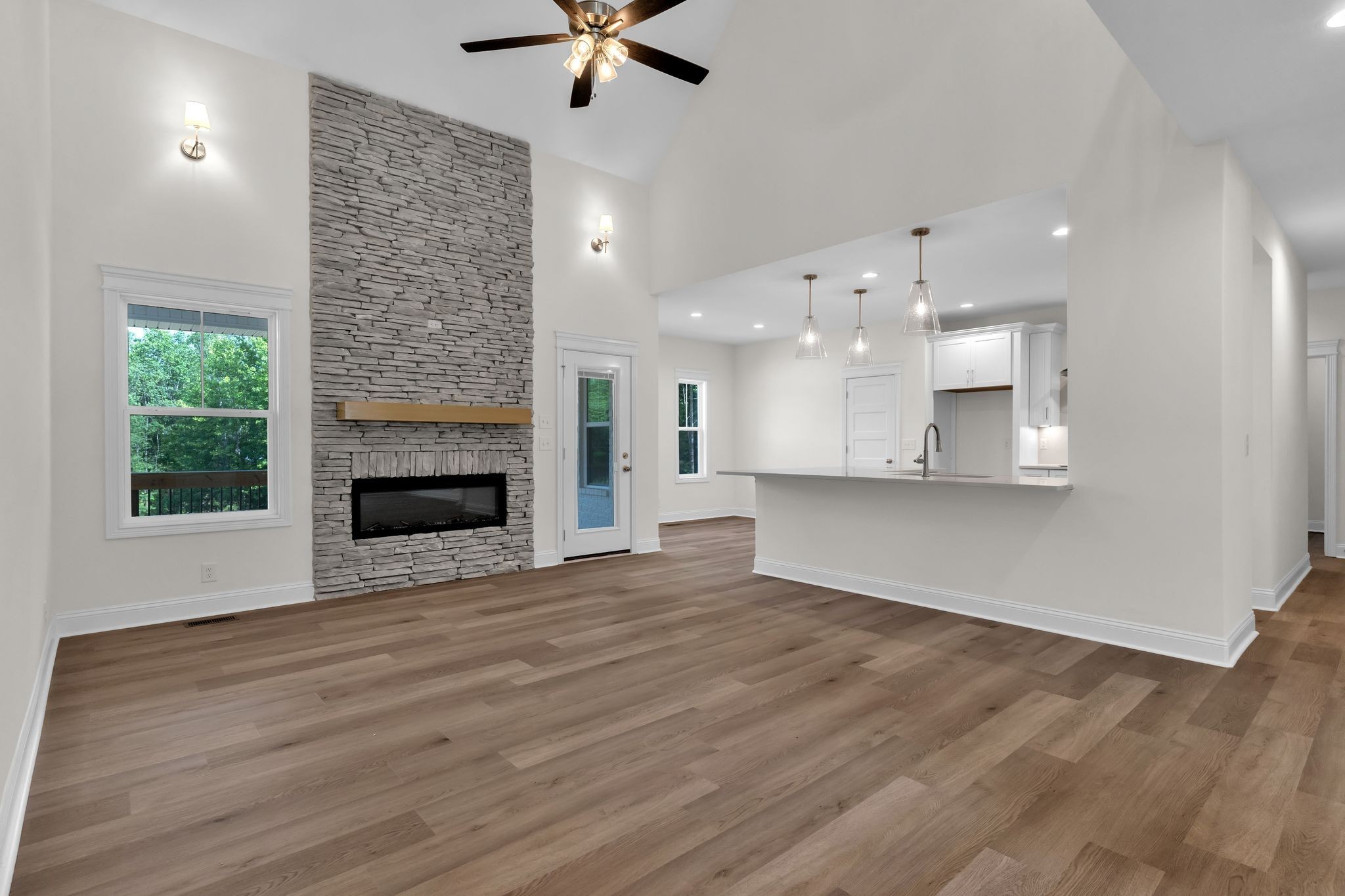 1065 Gholson Road Clarksville, TN 37043 - Photo 8 of 48