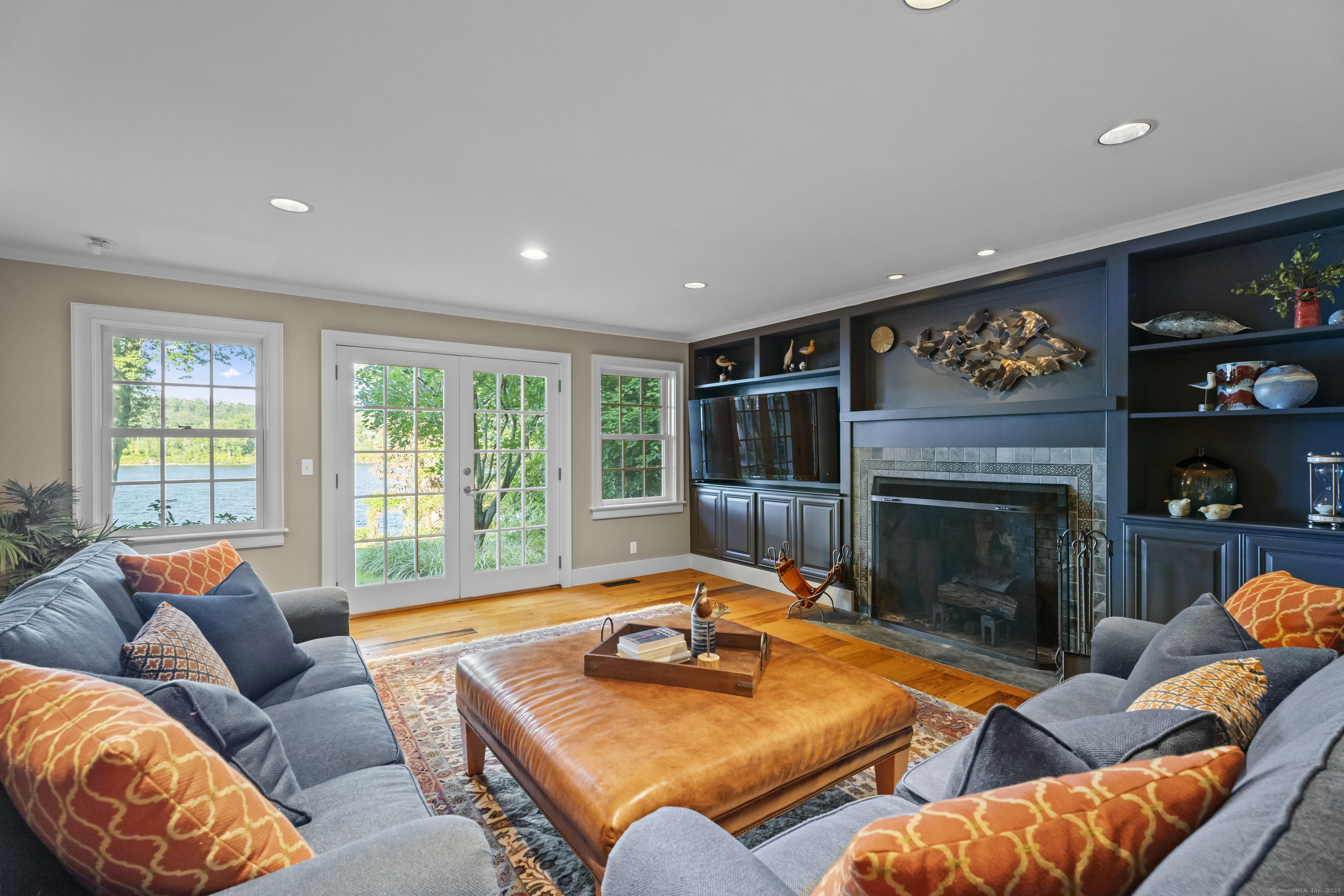 288 Middlesex Turnpike Chester, CT 06412 - Photo 16 of 38 The family room