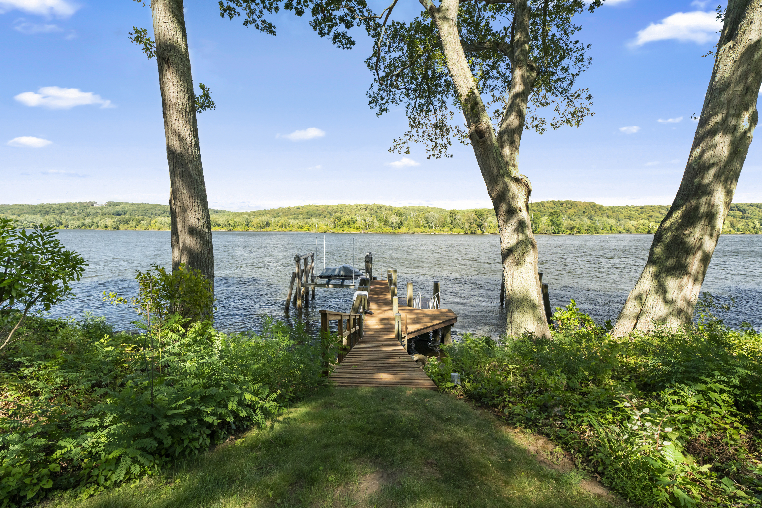 288 Middlesex Turnpike Chester, CT 06412 - Photo 30 of 38 Dock has water and power